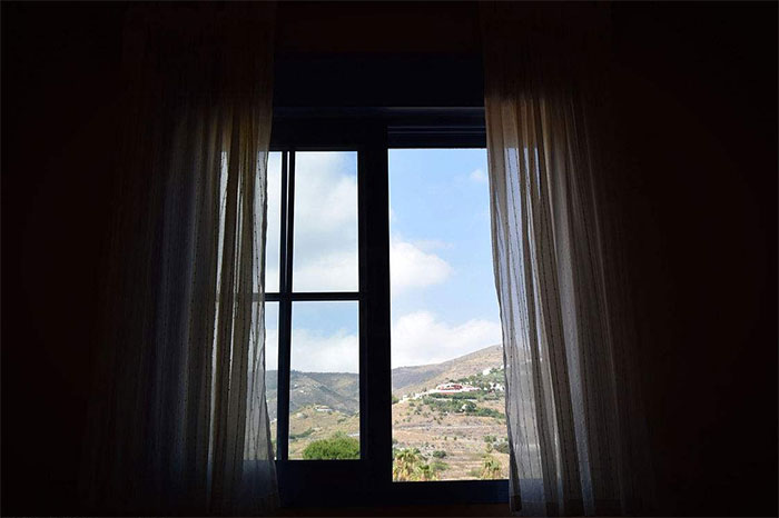 1525845761391904.jpg 開(kāi)窗通風(fēng).jpg